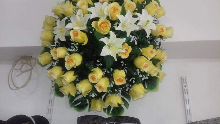 Confection mousse florale Martinique